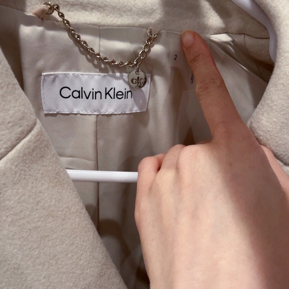 Coat - Picture 2 of 3